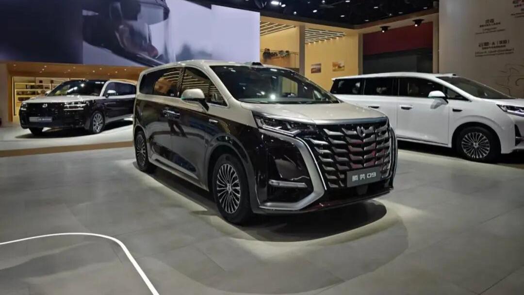 腾势N8L、腾势D9领衔 腾势汽车全明星阵容重磅亮相广州车展