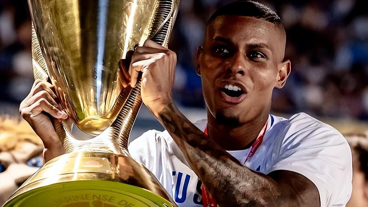 一家中超球队即将免签巴乙银靴，米内罗前队友，白捡大宝贝