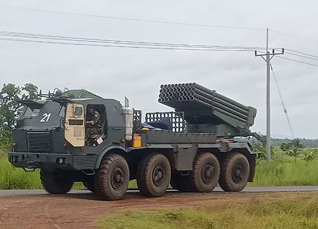 东南亚的这两国家居然就这样悄咪咪打起来了！



今日清晨，泰国方面称柬埔寨向泰