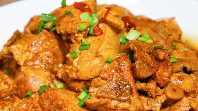 家常红烧豆腐：简单美味的心灵慰藉