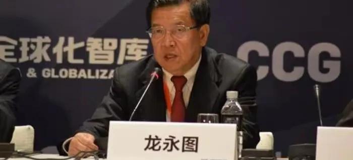 不要忘了，当年我们加入WTO的艰难，谈判十年以上，龙永图先生，最有体会。
最后还