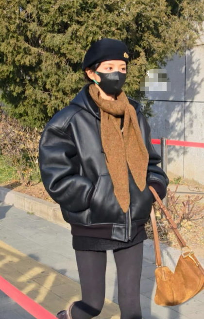 田曦薇央视春晚彩排上班
录制顺利