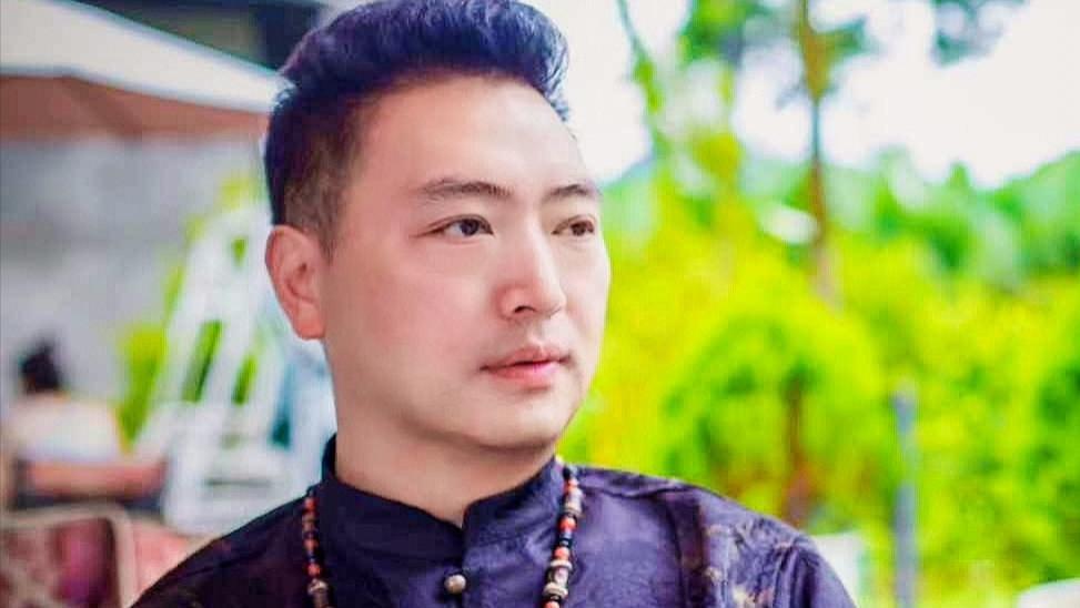 杨皓楠杨幸十年重逢，《天书》戏腔版刷屏，听众忆《雪山千年恋》