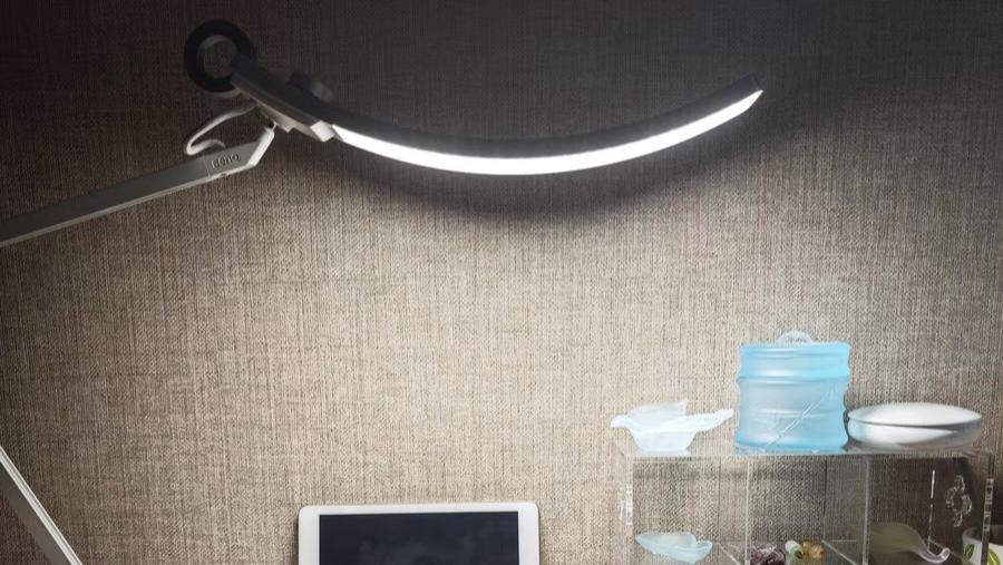 2000元的明基护眼灯好在哪？给孩子挑台灯，需要关注品牌吗？