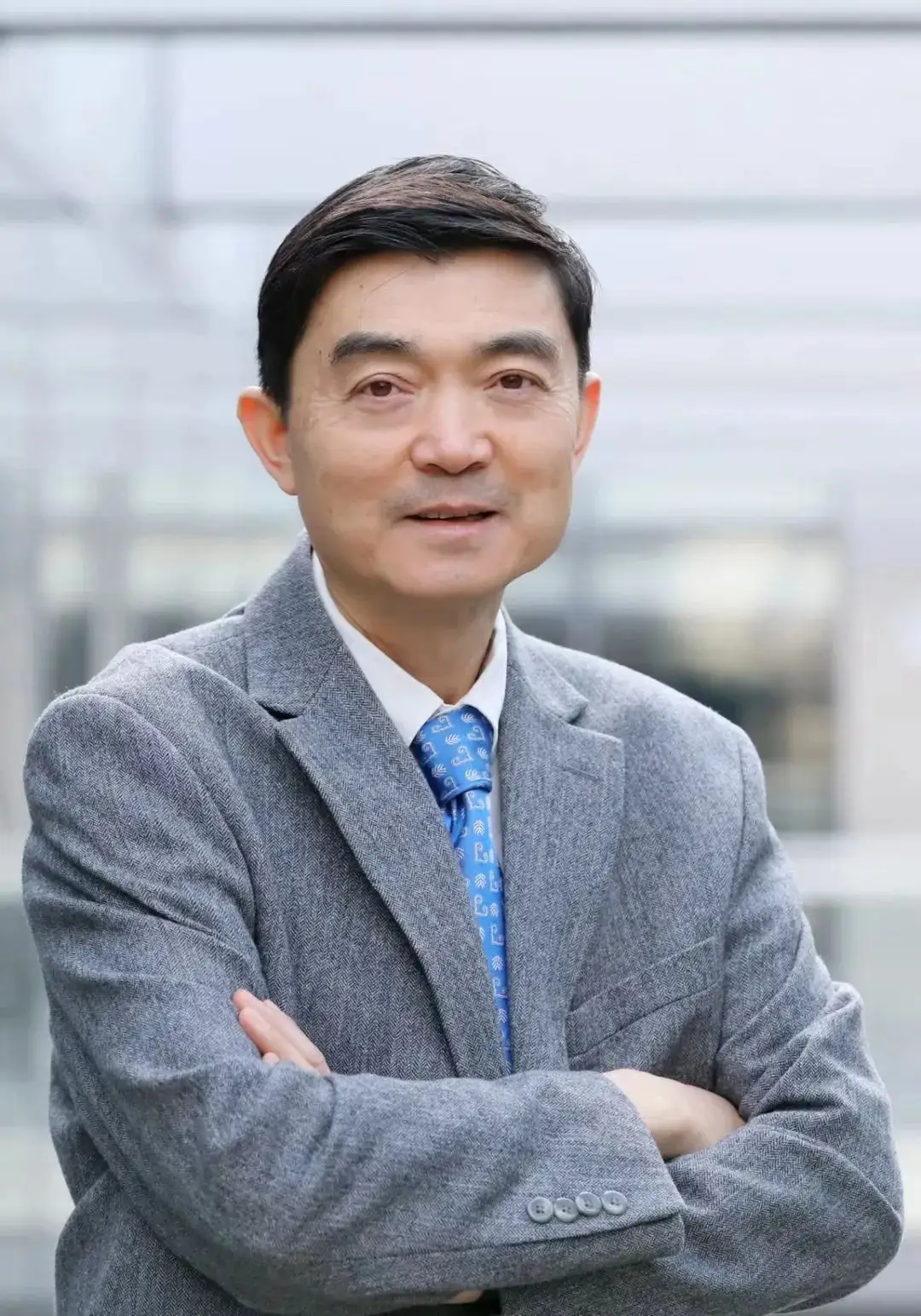 今年两会陈松蹊院士的一个提案，确实让人心里不是滋味。

中科院院士陈松蹊建议:降