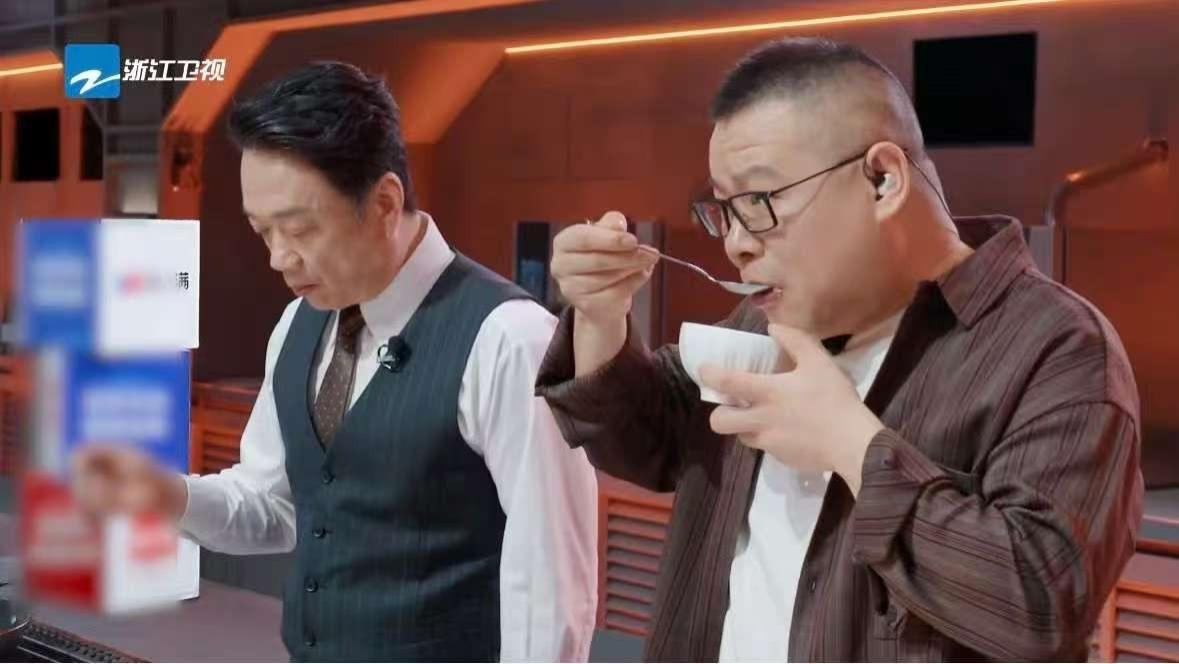 岳云鹏万万没想到，13岁跪着当孙子的岁月，给如今的自己上了大分