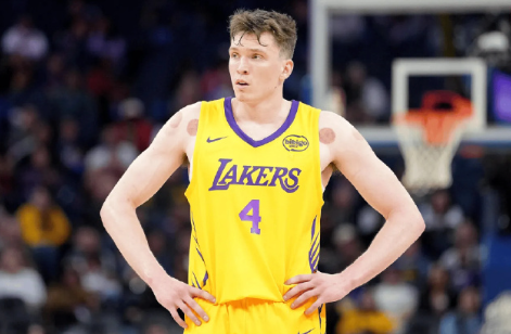 需要调整！侠记：克内克特在夏联中的表现超级令人失望

NBA夏季联赛，湖人78-
