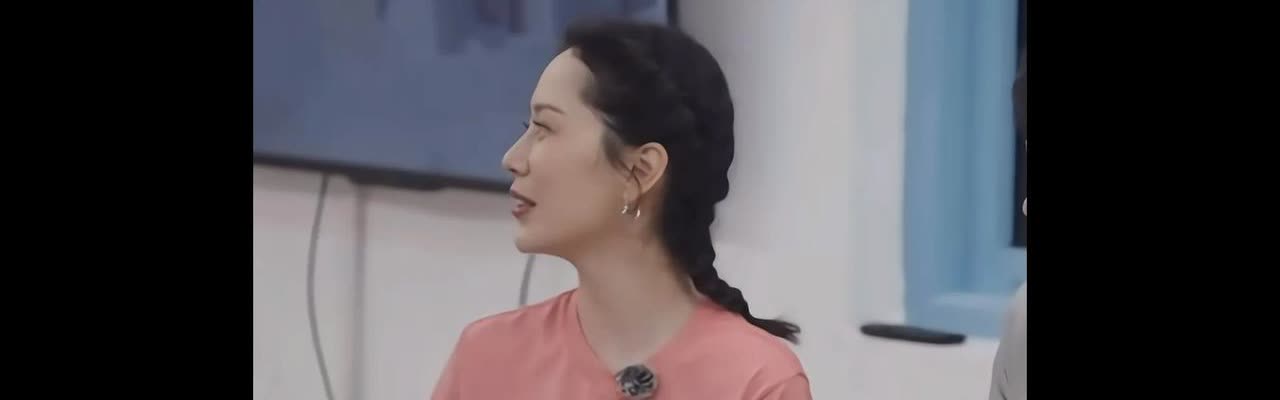 笑死了，温峥嵘年轻的时候太爱闯祸了！

海清爆料说温峥嵘上学的时候把她们宿舍