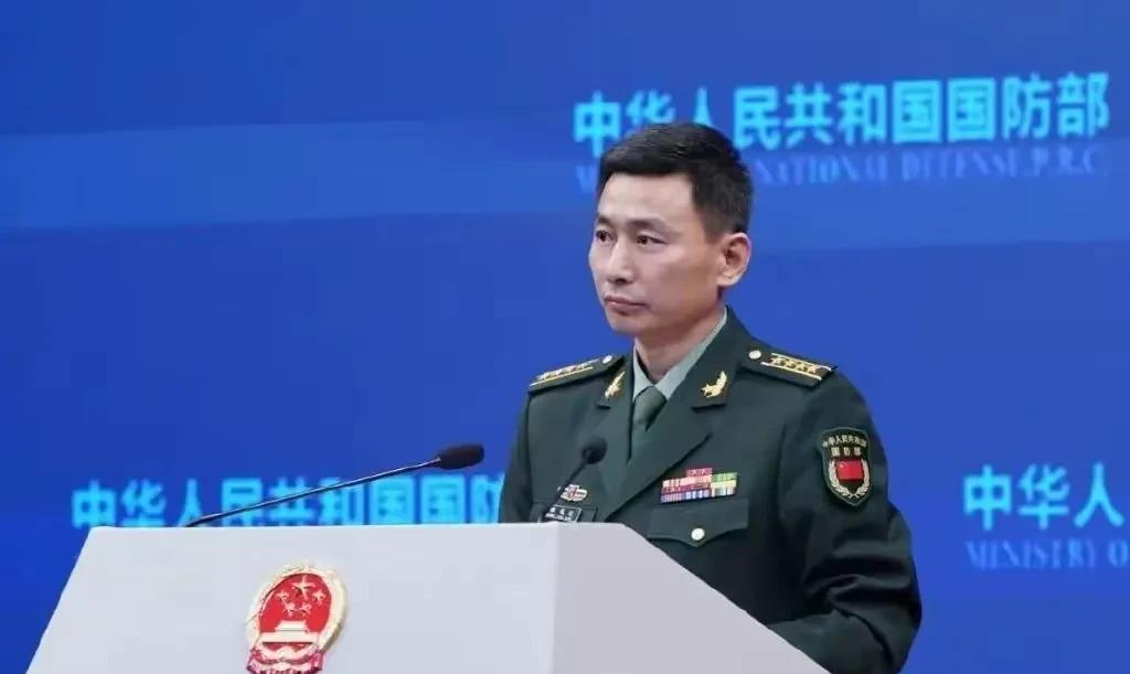 解放军这一定义非同一般，直接把菲律宾给定性了！
南海麻烦制造者和危险制造者。
未