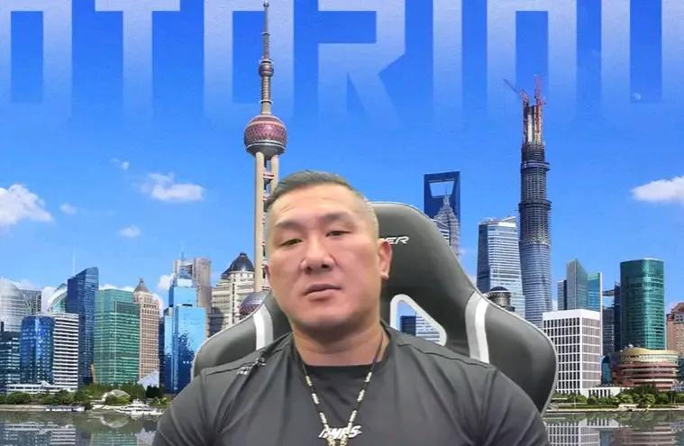 馆长放下屠刀就成佛，黄智贤一次错就是恶？难道这就是当今世界的“双标”吗？为什么回