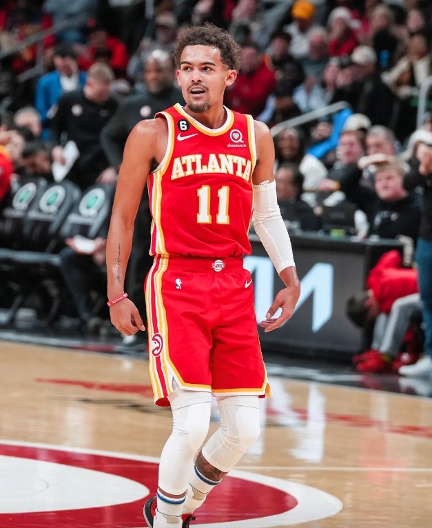 我觉得雷霆可以尝试威廉姆斯换特雷杨，特雷杨的三分能力联盟第一的组织助攻十分适配目