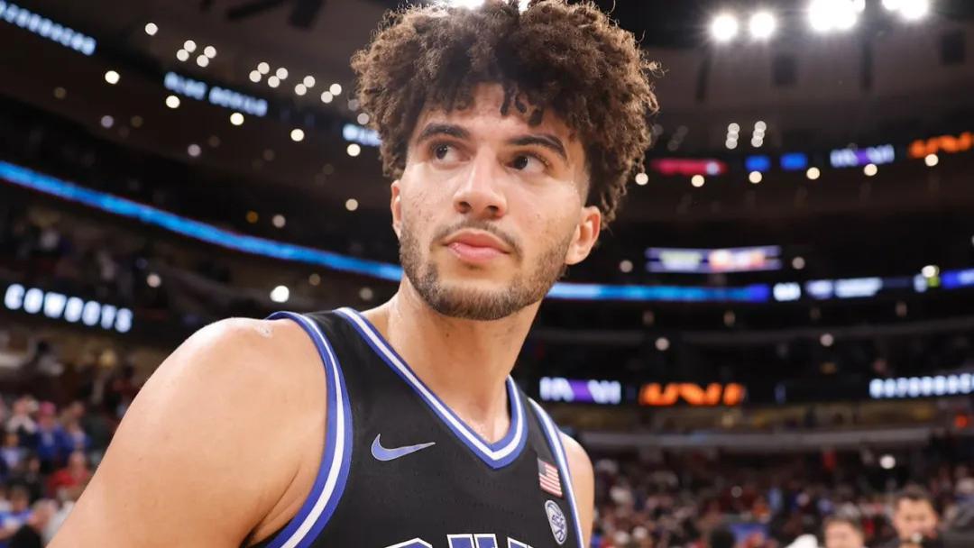 30+14+3+3！17胜1负！牛X了！全NBA最强的儿子来了