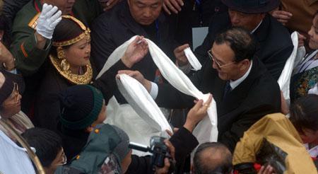 美国关注：印度和中国可能会恢复喜马拉雅地区的跨境贸易！
相比之下，印度与美国关系