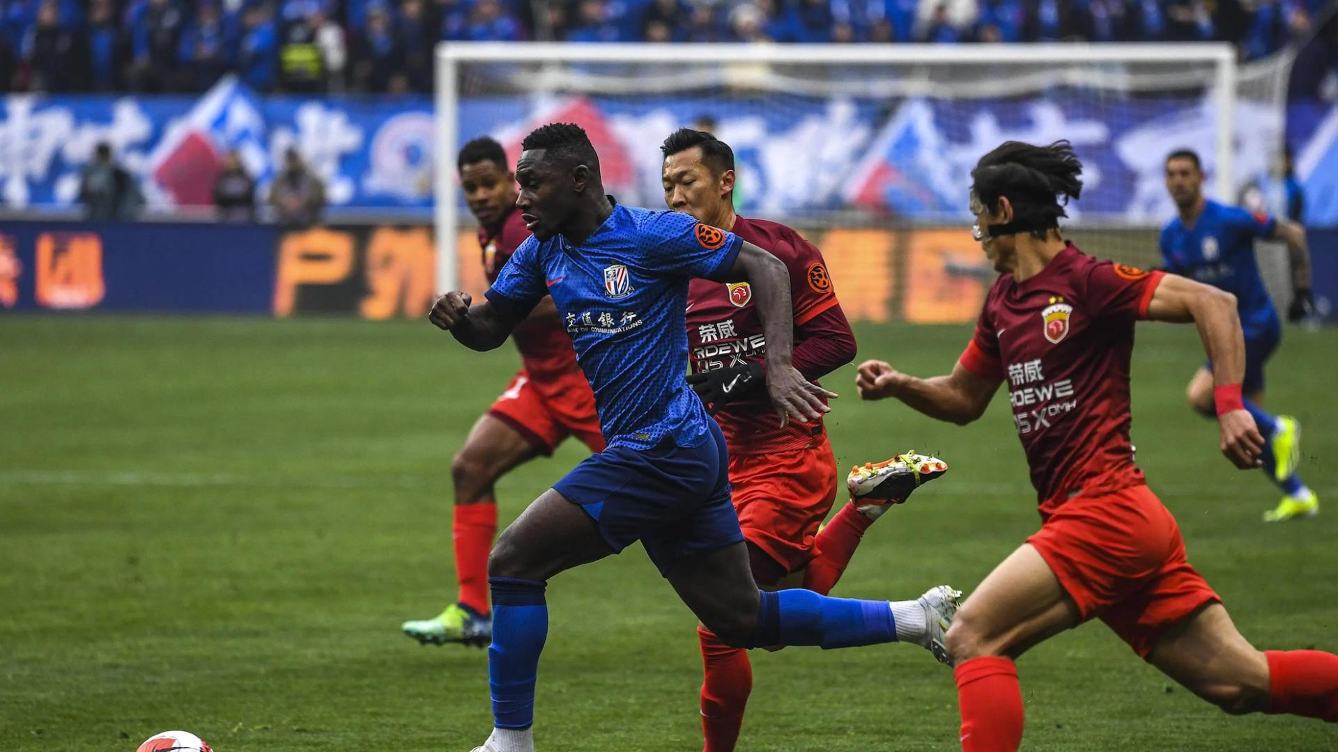 李昊转会谈判破裂，鲍亚雄留队