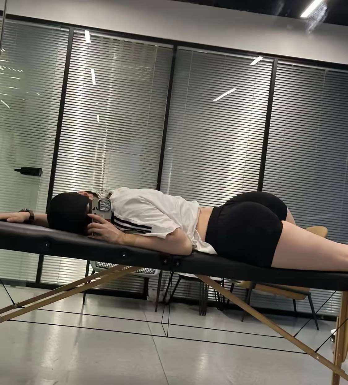 辛苦练的，秀一下怎么了