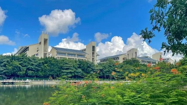 双一流新纪元：18所高校蓄势待发，谁将问鼎荣耀之巅？