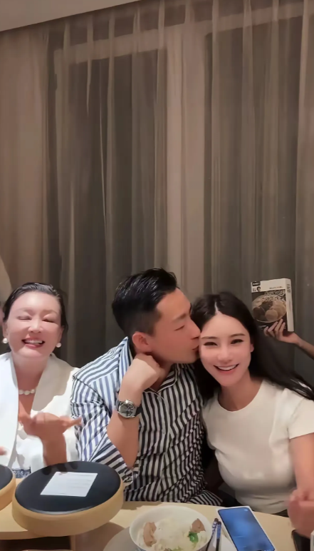 这个人现在的境遇有点小尴尬。

本想着凭借自己的好脾气小心机嫁入了豪门，从此能过