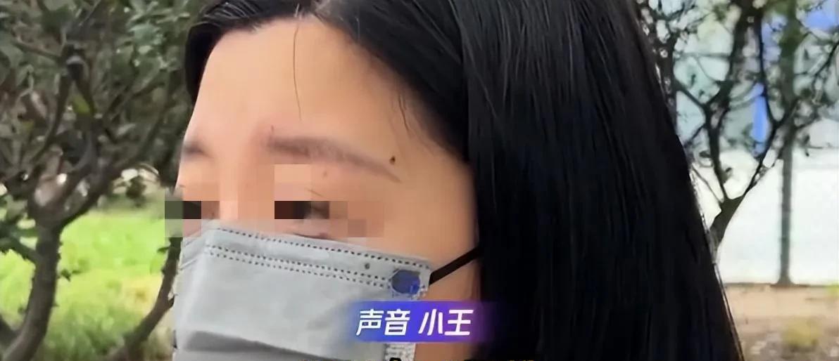 河南郑州，女子拆迁分得一套房，被姑姑霸占10年。姑姑先是以照顾奶奶为由住着，奶奶