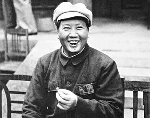 毛主席的办事能力有多强，王宏坤就很有发言权，他急破脑袋的三个难题，被毛主席三下五