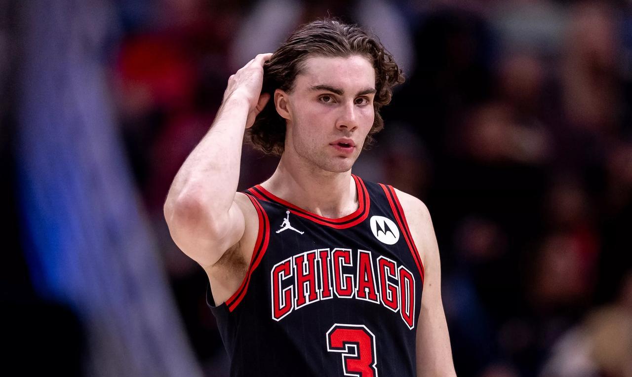 真猛，轰下15分10板17助攻就很难了，可怕的还有8个抢断！
今日NBA常规赛，