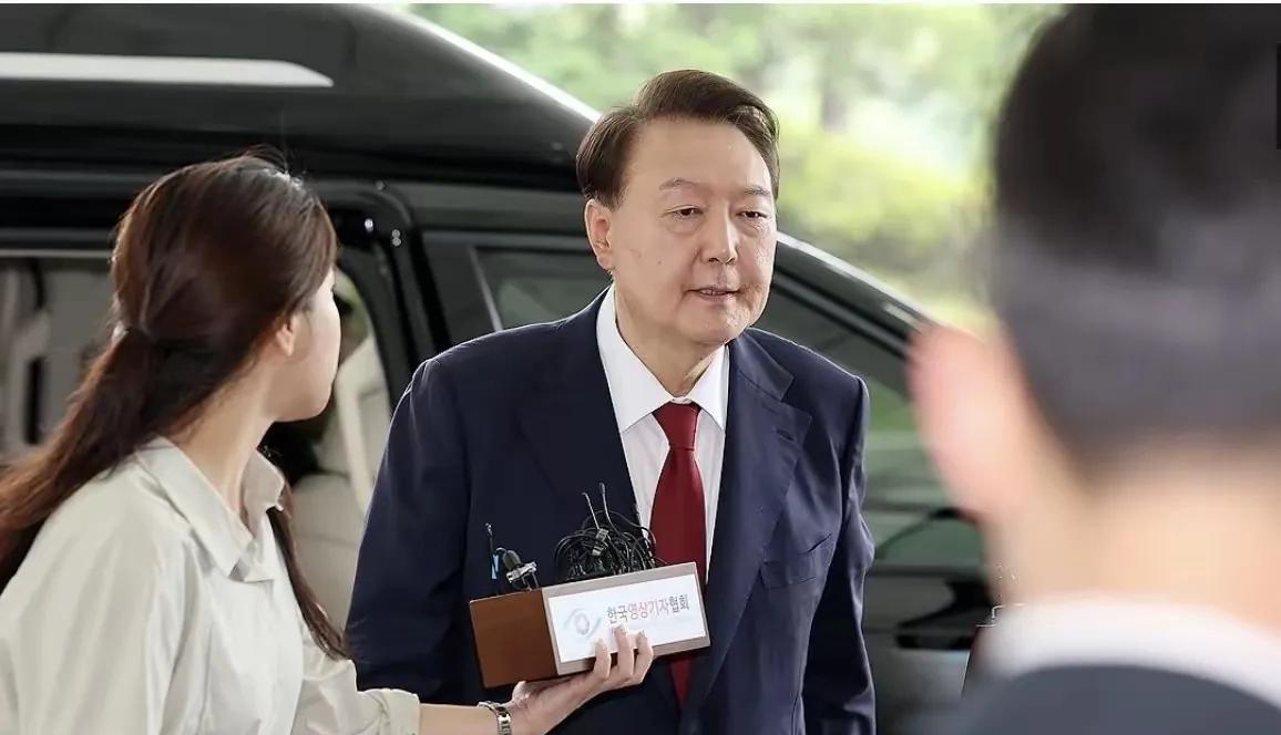 韩国原总统尹锡悦的命运已经成了大家关注的焦点，这时候大家对他十分地关心，关心他是
