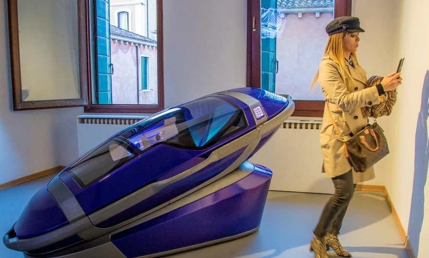 安乐死是巨大骗局？



瑞士提供的安乐死服务，据说患者只需躺在自杀舱里，按一下