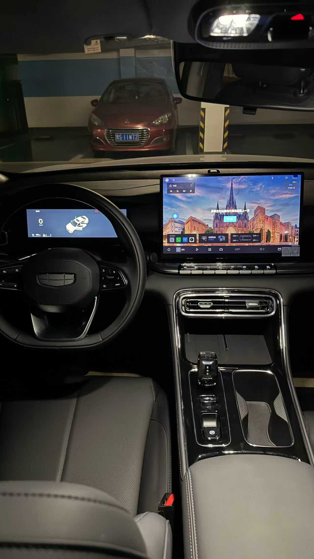 为啥没买电车呢
也没有充电的条件，感觉在北方开车的话还是油车会更加可靠一些。如果