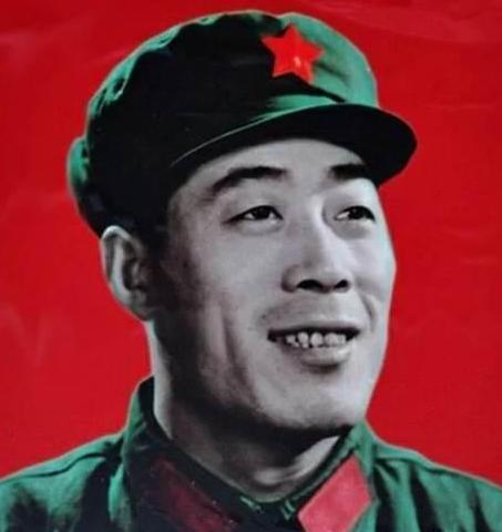 1982年，曾任沈阳军区副司令员的孙玉国，被转业处理，多年老兵瞬间变为普通工人，