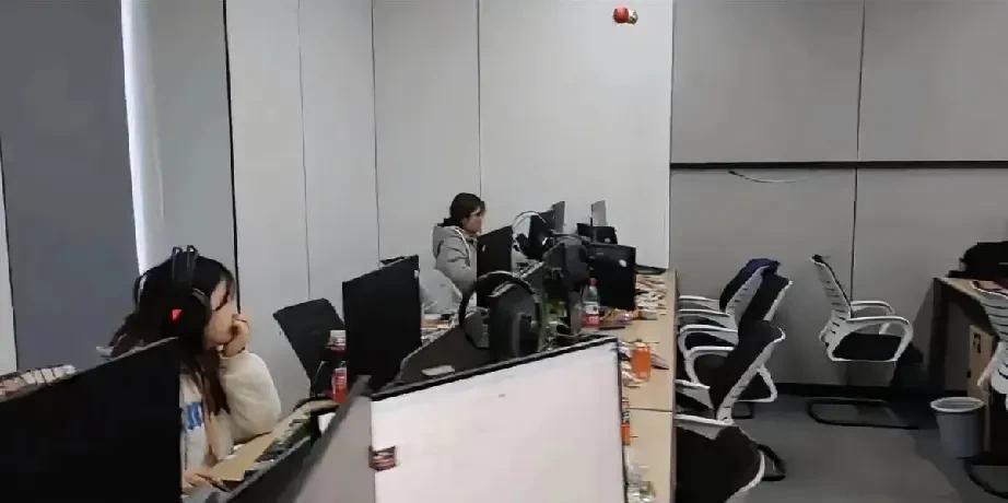 公司要做项目部的薪酬调整了，原因是老板说他了解到很多公司都是底薪+提成的工资构成