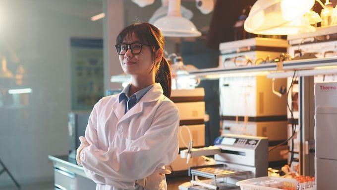 “桂枝不语 茯苓如她”：一部微电影叙说“桂枝茯苓胶囊”30年的女性守护之路