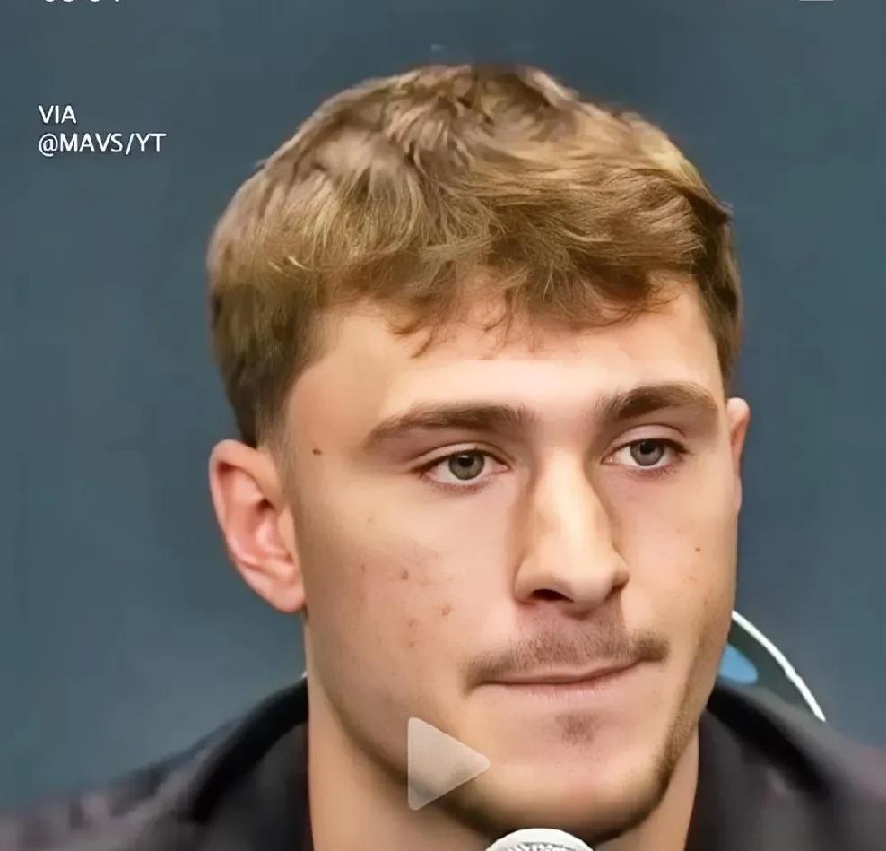 给湖人评B+，给独行侠评B，ESPN这是纯纯制造话题啊。
关于选秀的评级，用状元