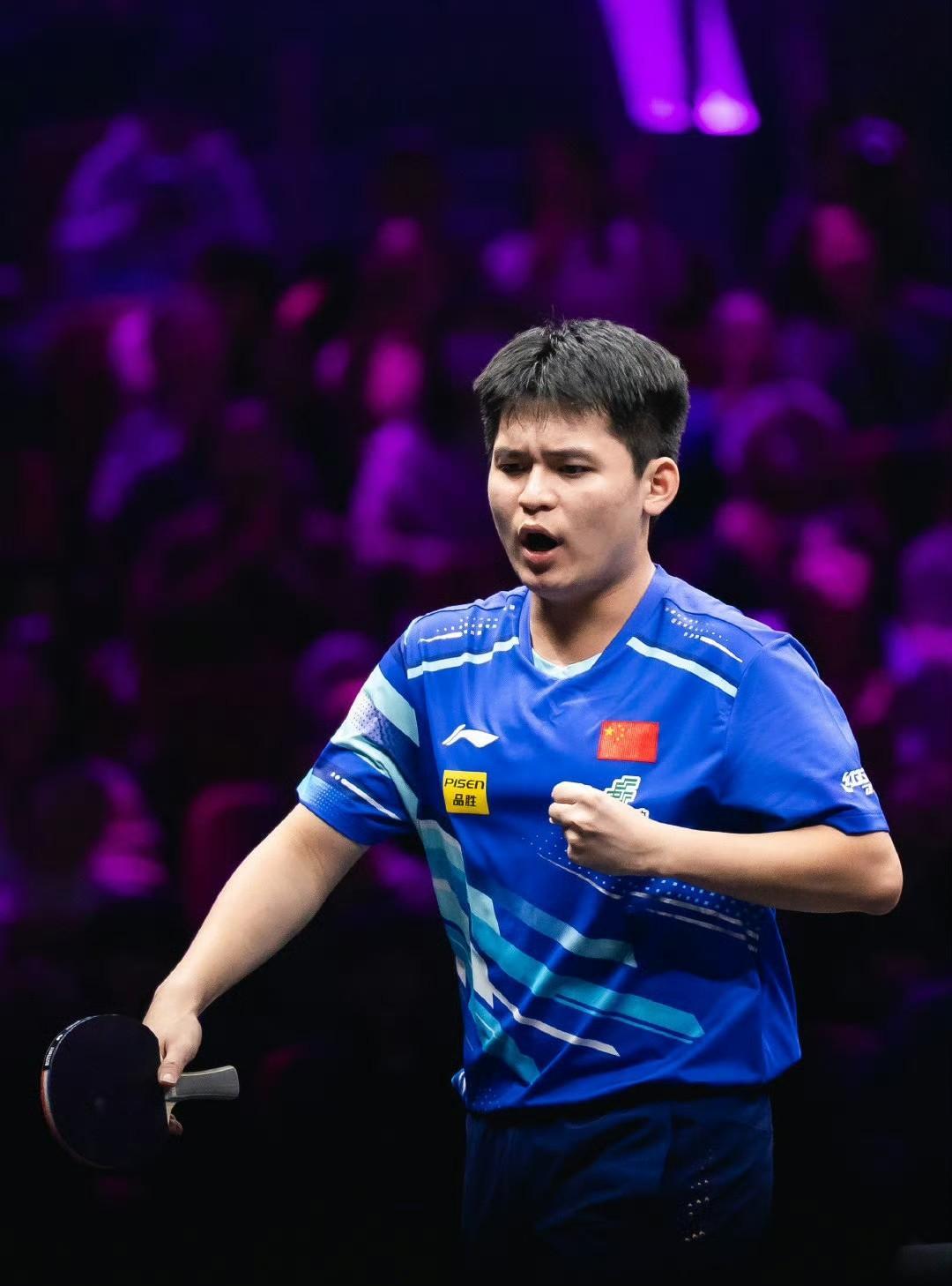 没悬疑，林诗栋4：1轻松晋级，会师樊振东。
#冬日生活打卡季# 
另一场半决赛在