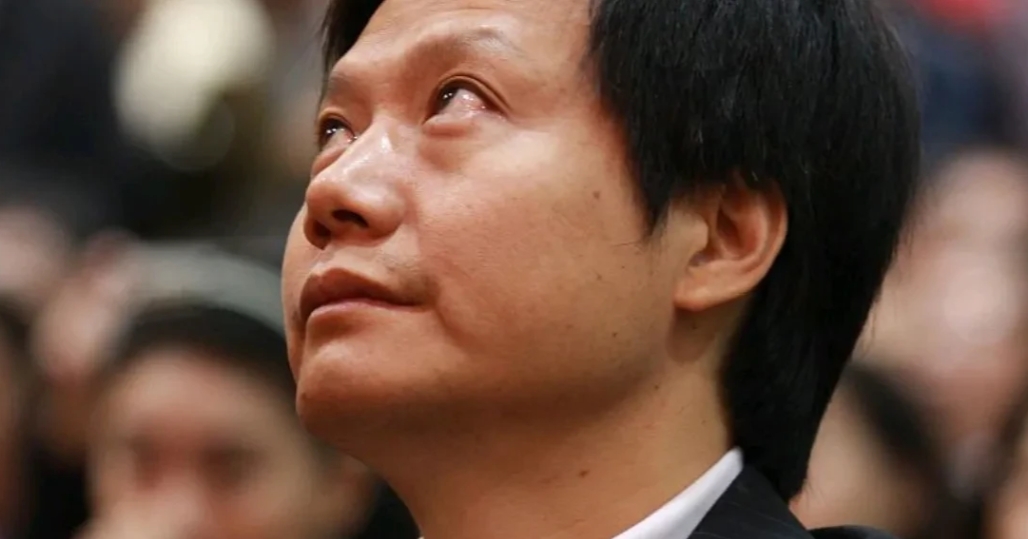 人民日报向小米公司开炮！
小米雷军焦头烂额，人民日报又来火上浇油！

小米车主驾