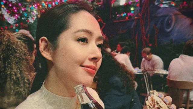 郭碧婷爸爸晒向家给女儿买的地，光花园就上百平，鸟语花香好怡人