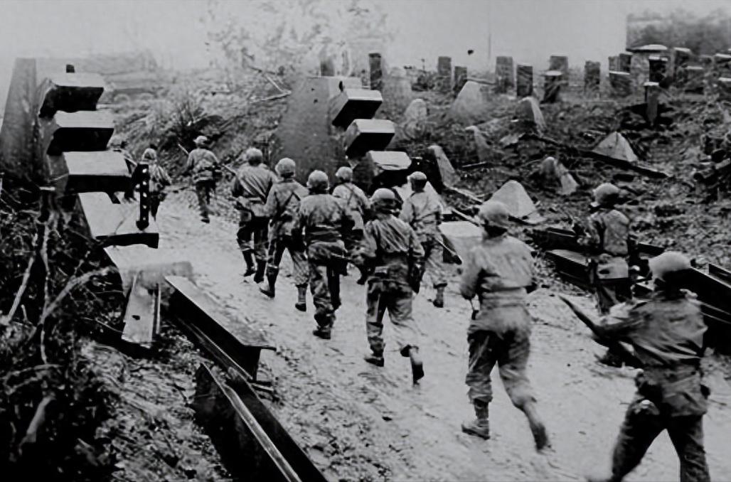 42天速败：法国女性沦为牺牲品，20万私生子背负战争烙印