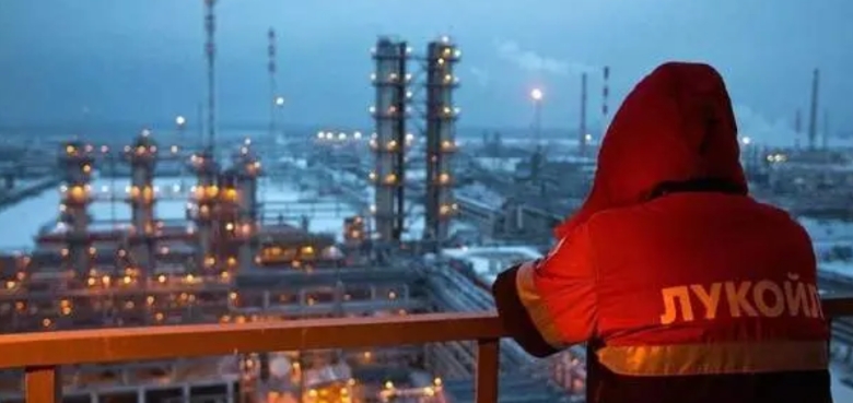 俄乌战争停战可能真的要来了，不是特朗普给予俄方压力，而是俄罗斯自己可能扛不住了，