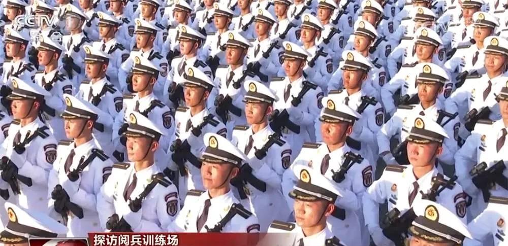 93阅兵要展示灭国的强大力量，中国只不过是要回到历史上盛世应该有的位置而已！
还