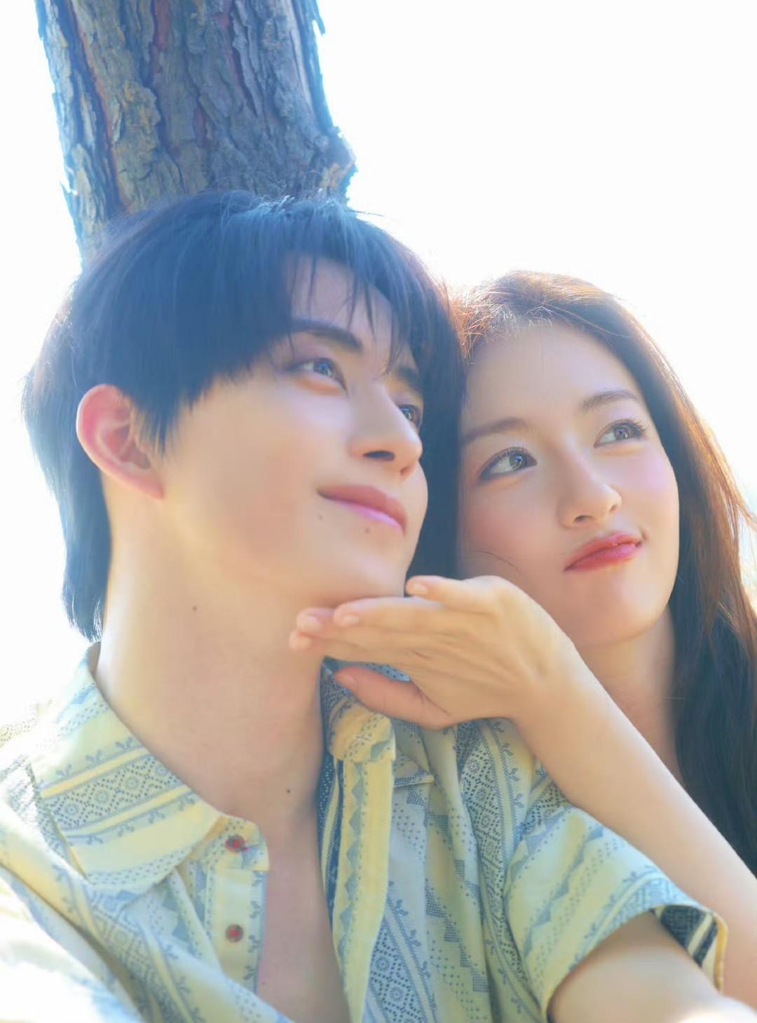 看李兰迪熬瑞鹏
我只能说张新成真的太可惜了，这么好的女朋友怎么舍得就放手了，现在