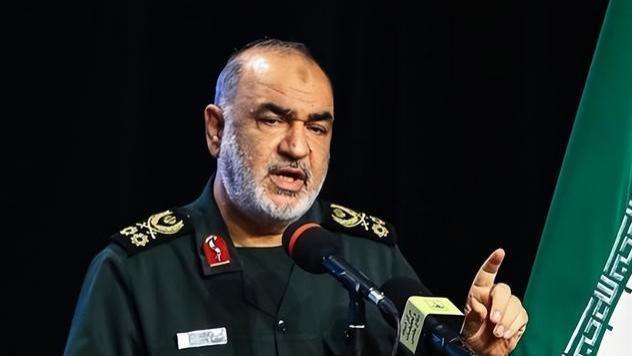 特朗普怎么都没料到：他宣布停火后，伊朗国内马上出现两大新情况