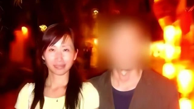 相恋8年拒绝男友8次求婚，男友无奈另寻新人，女友崩溃：我不同意