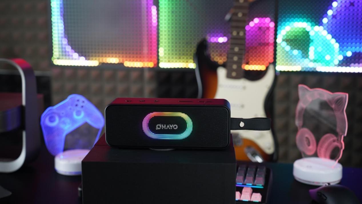 雷登S11评测：当音质与光效共振，28小时续航的桌面音频新物种