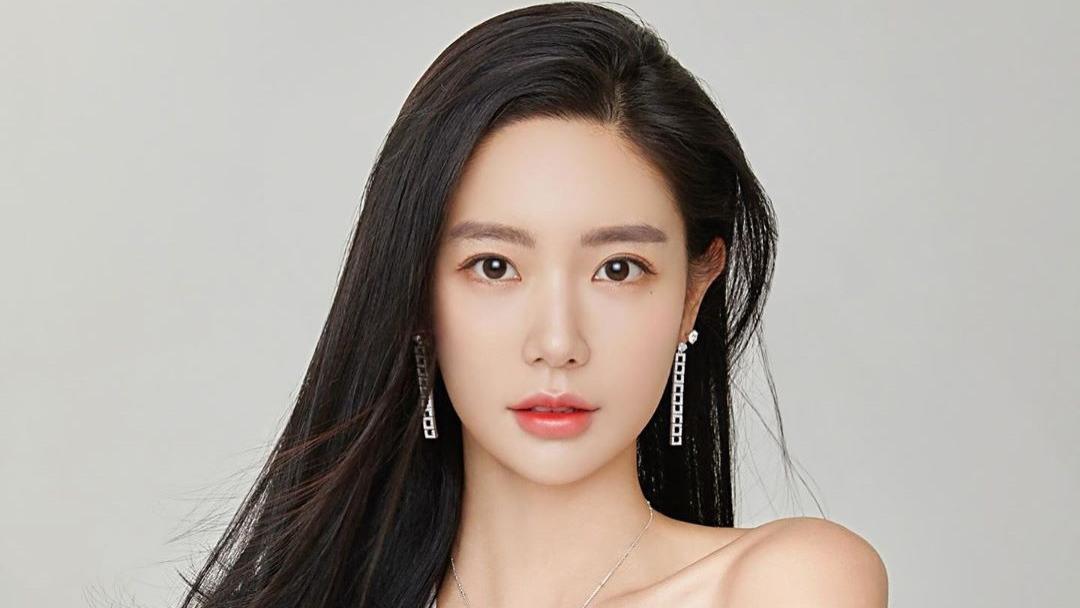 从“亚洲第一美女”到恢复单身，克拉拉的情路，比影视剧还跌宕起伏