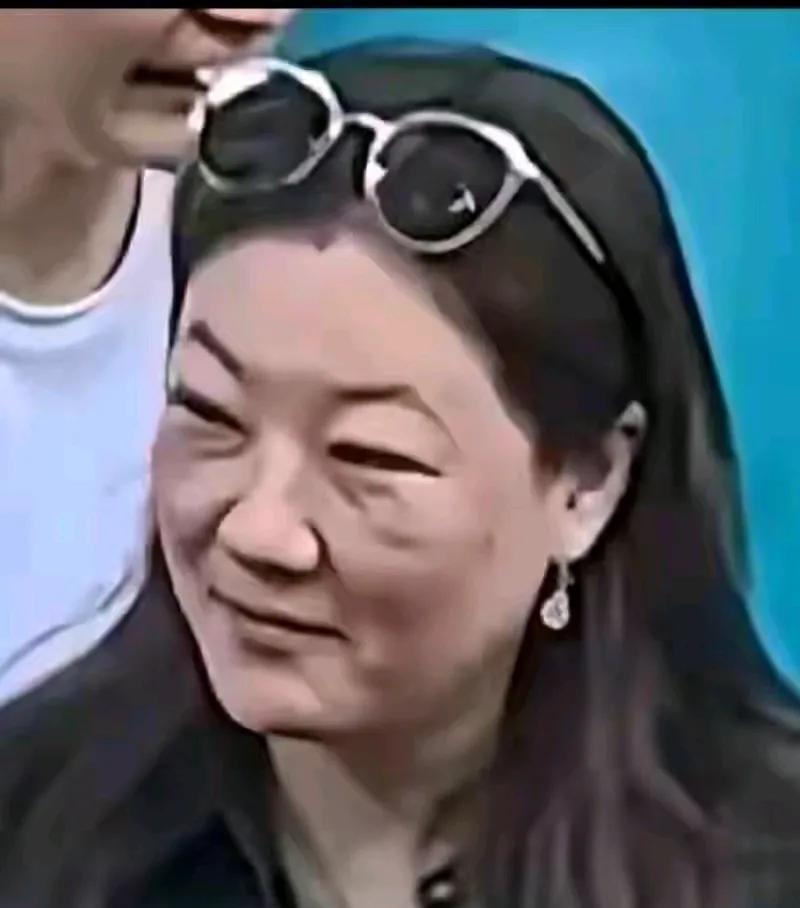 豪门太可怕了，硬生生的把阳光温柔的美女熬成了老太太