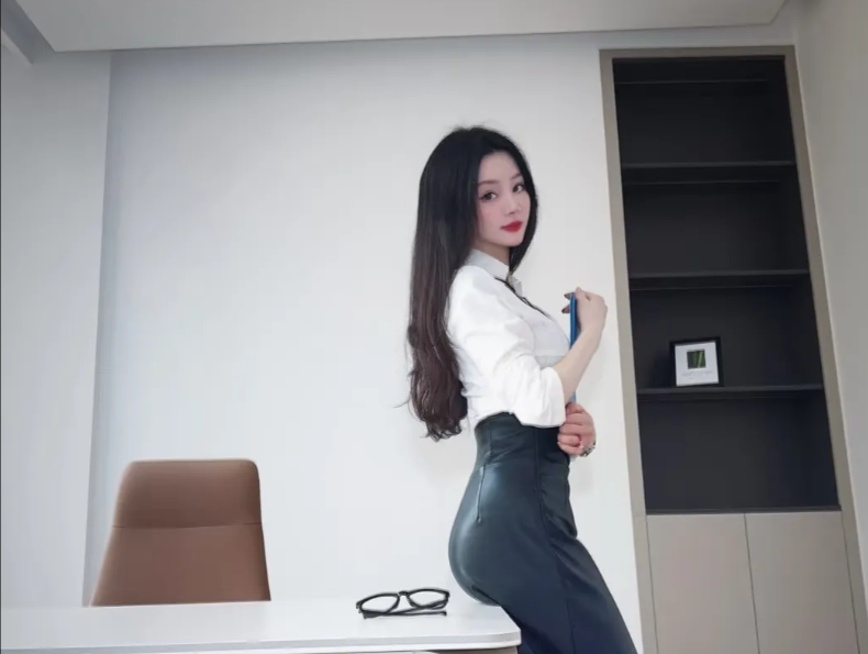 老板还有一个文件需要盖章，一直不来怎么办