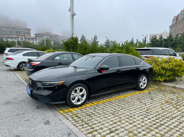 使用心得分享
总体感觉还不错，稳重大气，属于耐看类型的，车屁股的辨识度也比较高。