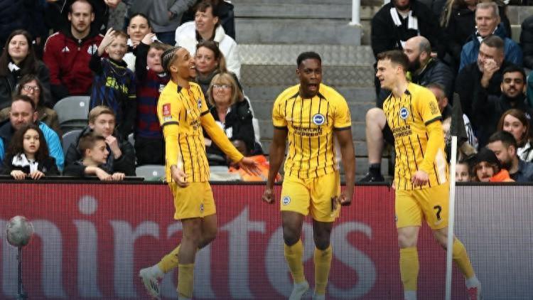 足总杯-布莱顿2-1纽卡斯尔晋级 维尔贝克加时绝杀戈登&amp;amp;兰普泰染红