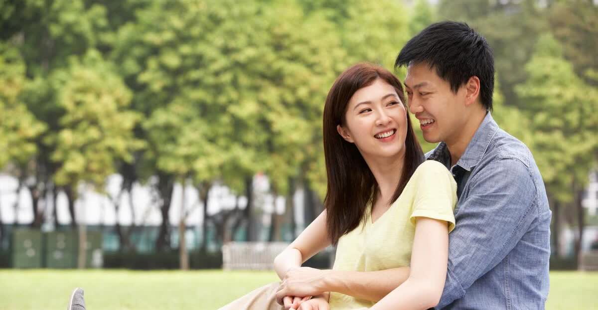 上海，女子跟男子恋爱5年后准备结婚，女子却突然提出要看男子银行卡余额，还说不在乎