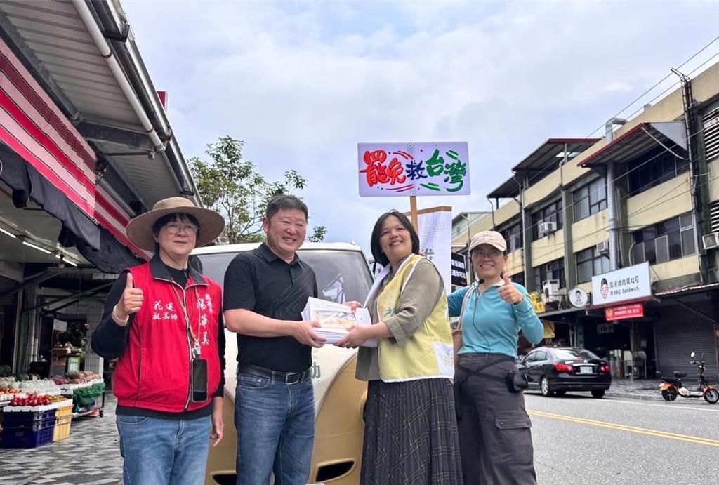 交500份连署书！泛蓝议长张峻实际行动挺罢免傅崐萁：这只是开始
全台大罢免进入白