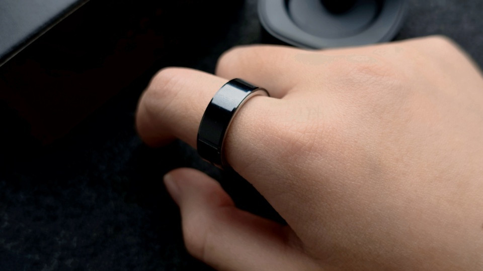 全球首创震动交互AI健康算法 追觅AI智能戒指重塑穿戴设备新生态