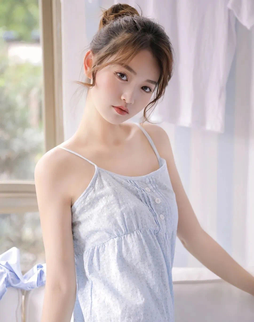 说真话这睫毛算人间小扇子吗